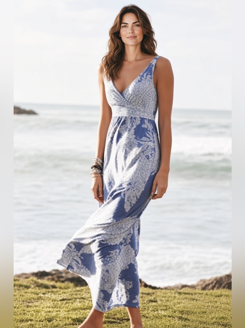 Garnet Hill Blue and White Floral Print Maxi Dress Size Small